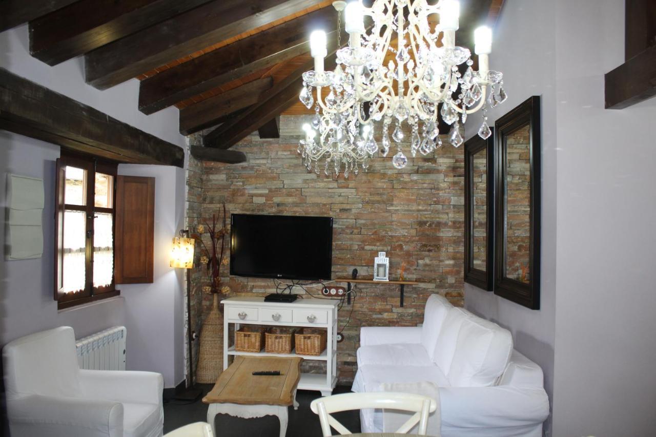 Casas Rurales Tareira En Taramundi Exterior foto